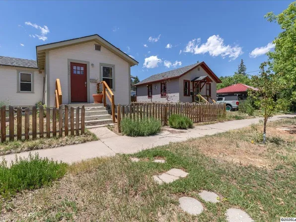 852 N 7th St, Laramie, WY 82072