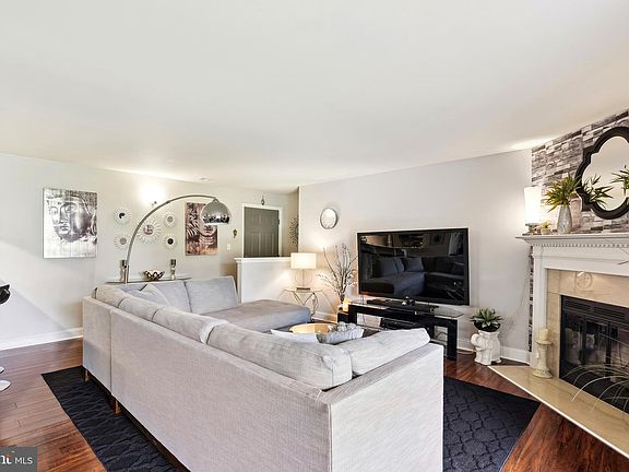 3rd image of 102 Three Coin Way Unit 102