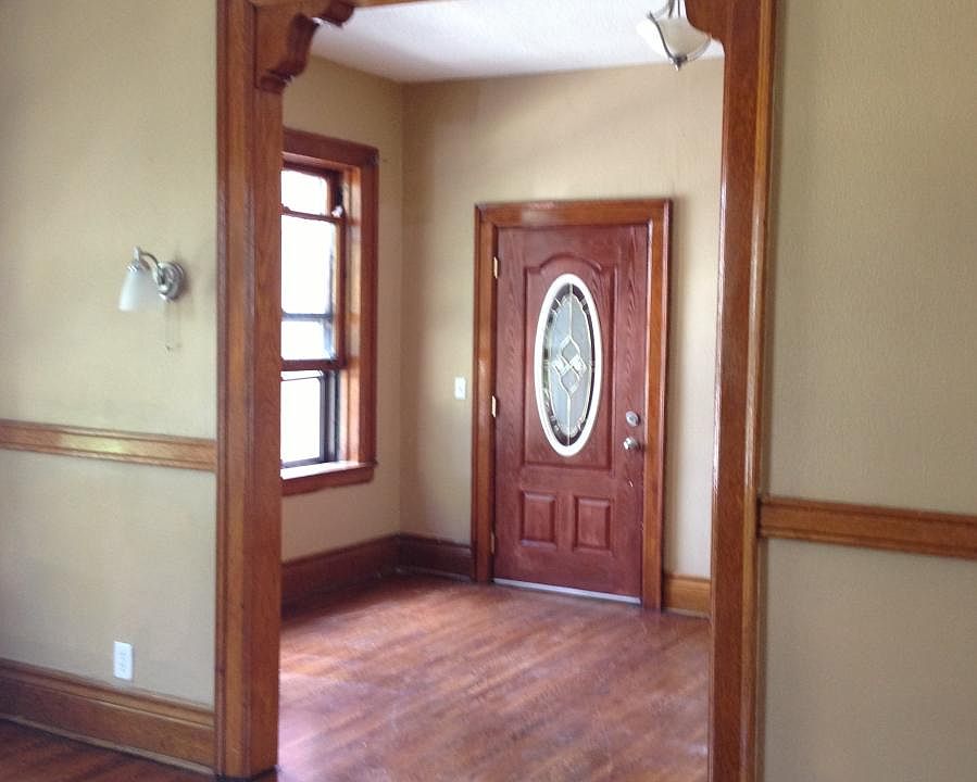 1st image of 20 Vernon Pl