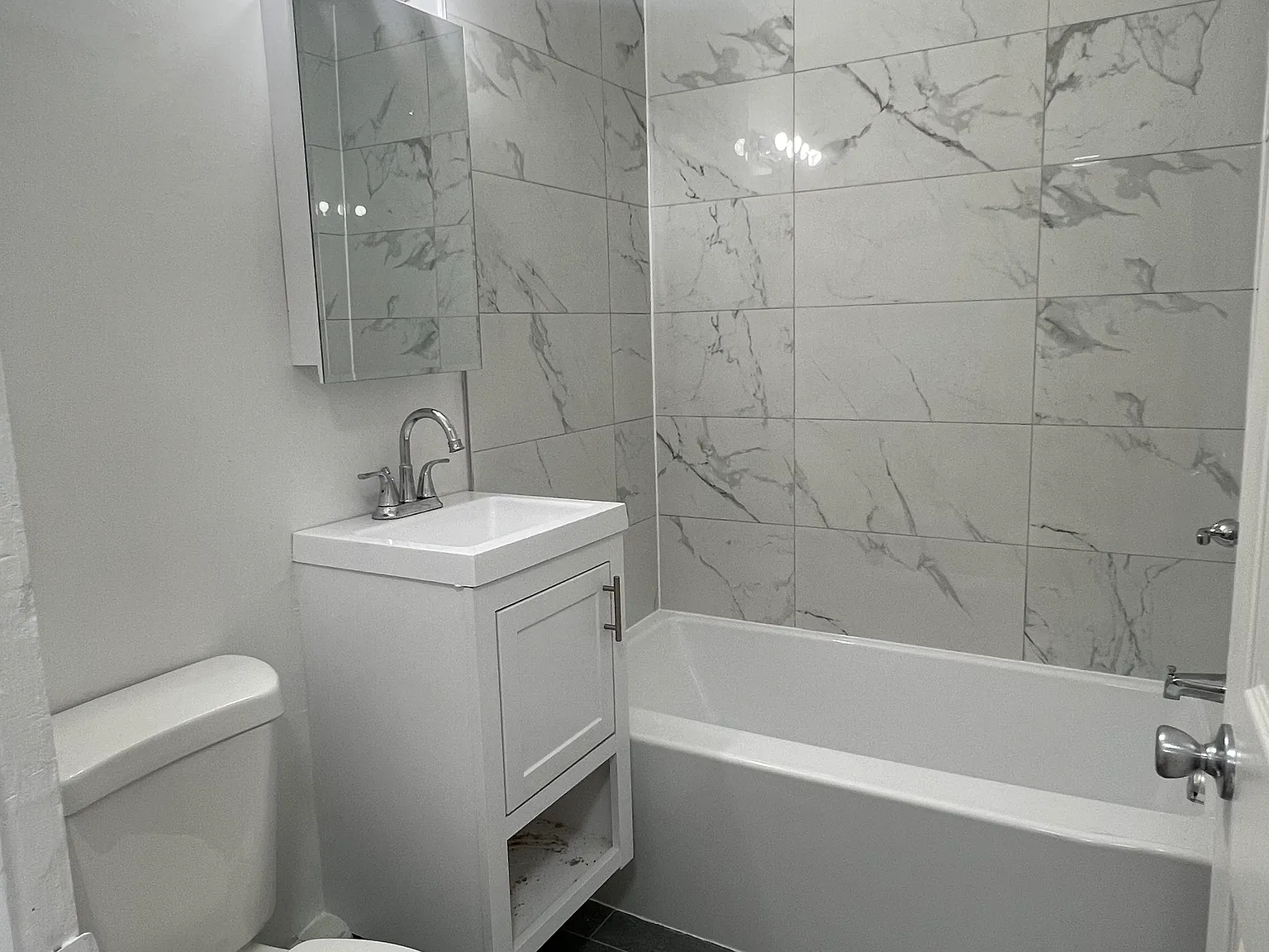 2 bed, $1,750 — Photo 4