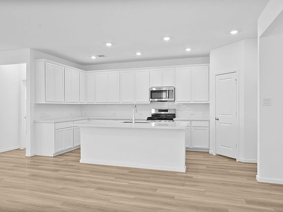 5th image of 21522 Coronado Green Dr