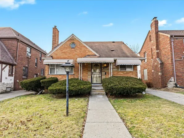 8561 Sorrento St, Detroit, MI 48228