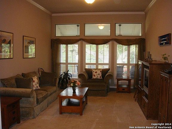 3rd image of 2018 Persimmon Dr
