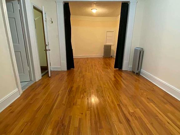 2nd image of 25-23 Steinway St #33S