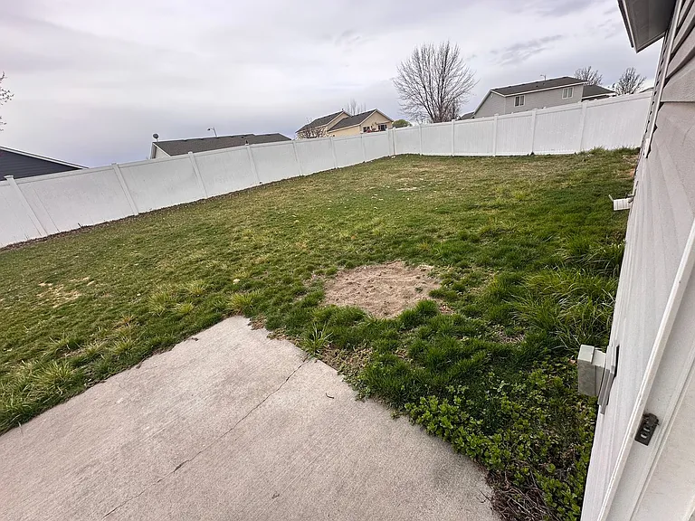 7820 Three Rivers Dr — Photo 34