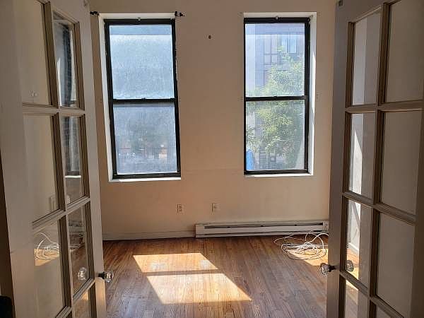 1st image of 68 Irving Pl #2