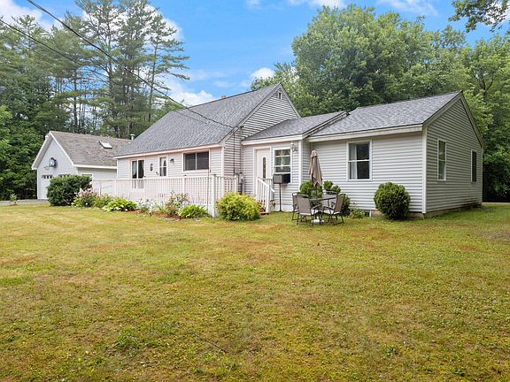 2nd image of 32 Grant Road
