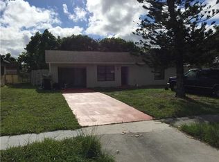 5941 Bahama Ct, West Palm Beach, FL 33407