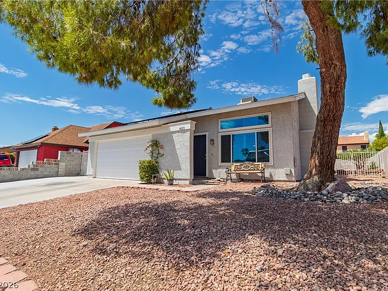 4815 Castle Rock Ct — Photo 5