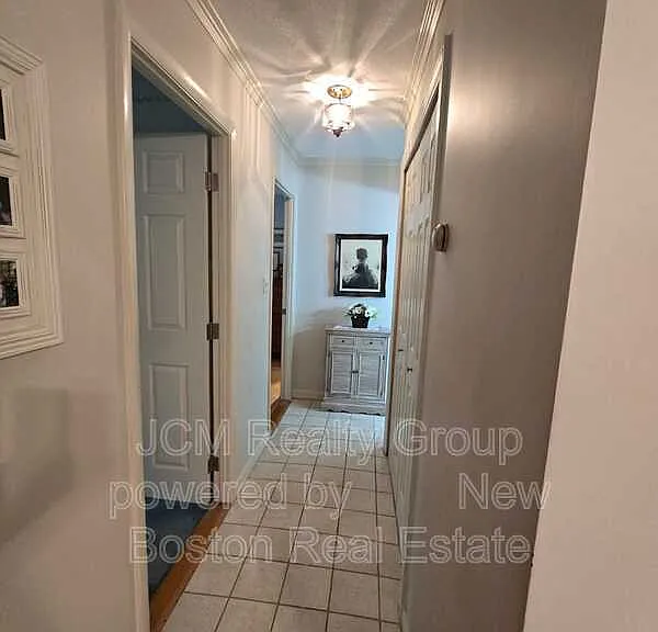 276 Albion St — Photo 16