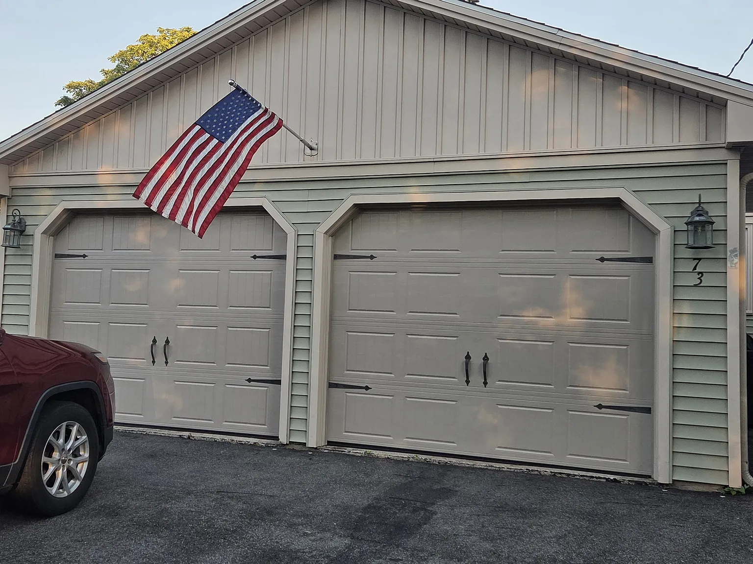 2 bed, 1000 sqft, $2,400 — Photo 2