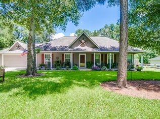 11027 Woods Ln, Cleveland, TX 77328