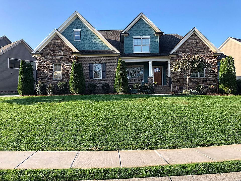 1st image of 844 Deer Valley Dr