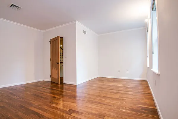 Rented by Julianna Realty Corp | media 22