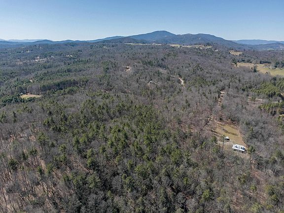 3rd image of 12 Ridge Line Trl