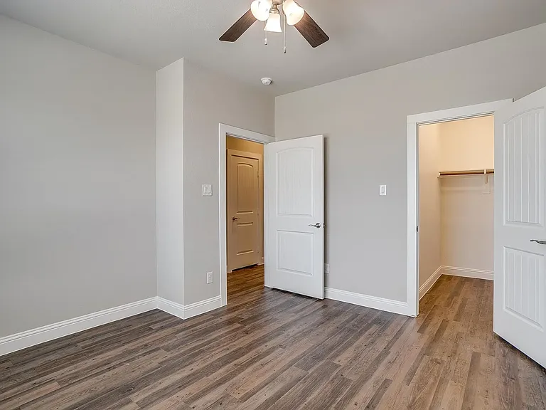 Stone Lake Townhomes — Photo 23
