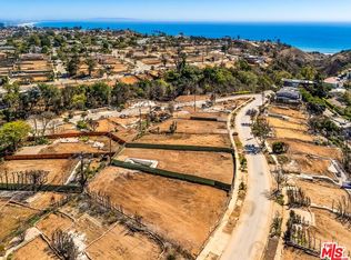 646 Las Lomas Ave, Pacific Palisades, CA 90272