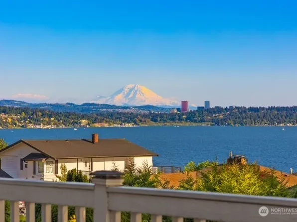 10920 80th Place NE, Kirkland, WA 98034