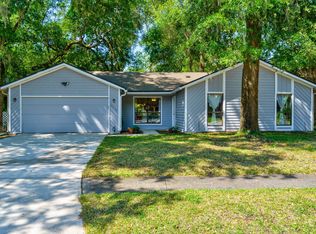 10256 N Classic Oak Rd, Jacksonville, FL 32225