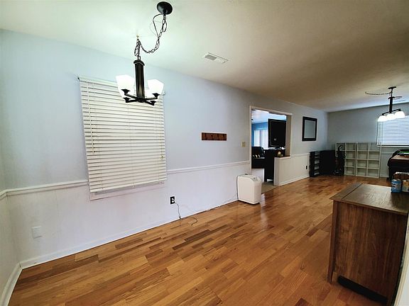 5th image of 3511 Glencairn Dr