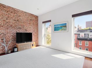 425 W 22nd St APT 3, New York, NY 10011