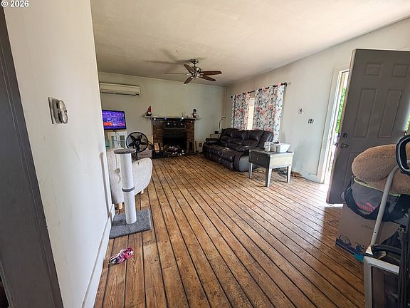 4th image of 3507 R St
