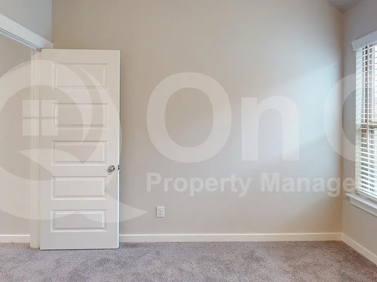 1323 Great Sand Dune St — Photo 10