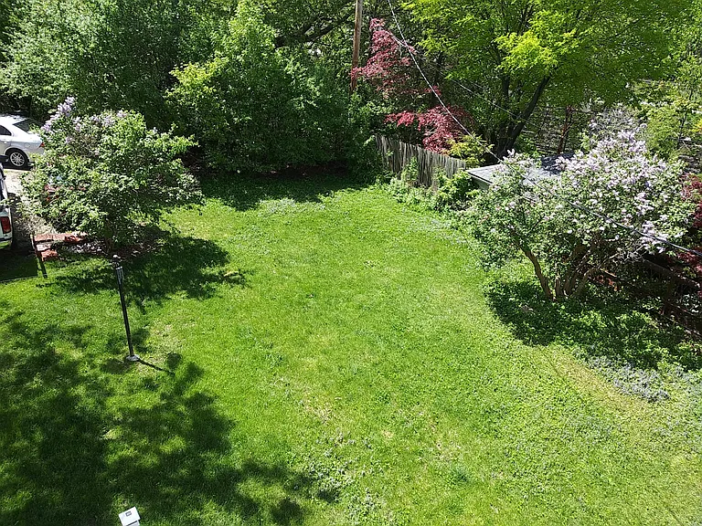 1711 E Thomas Ave — Photo 25