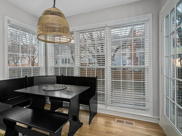 9406 Hall Dr — Photo 10