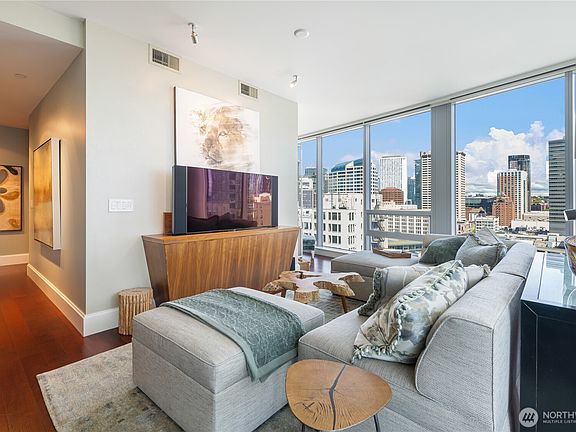 5th image of 1521 2nd Avenue #1602