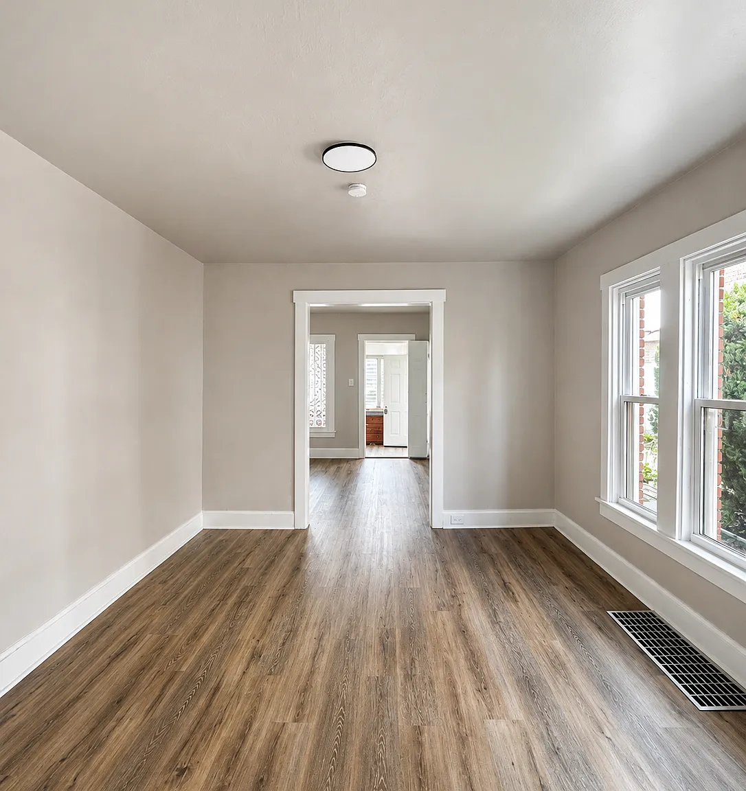 2 bed, $1,300 — Photo 3