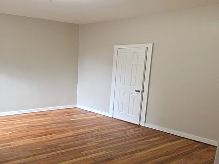 4th image of 720 Degraw St #B