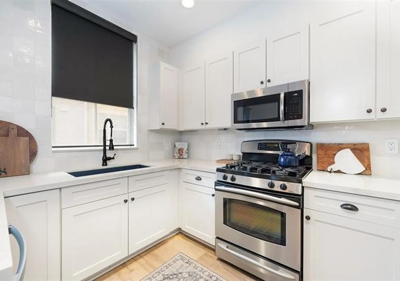 540 NE 7th Ave th 1, Fort Lauderdale, FL 33301 — Photo 1