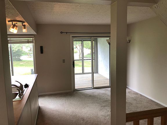 3rd image of 6303 Tara Hill Dr