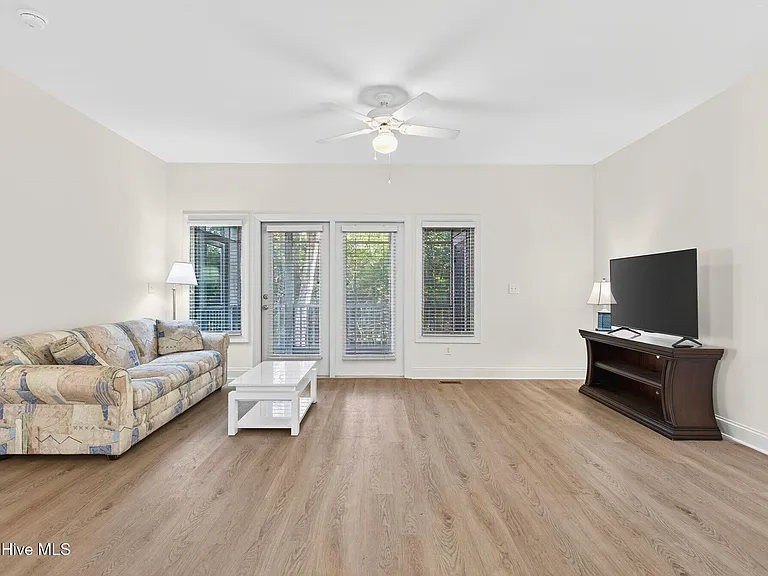 796 Indigo Village Ct — Photo 9