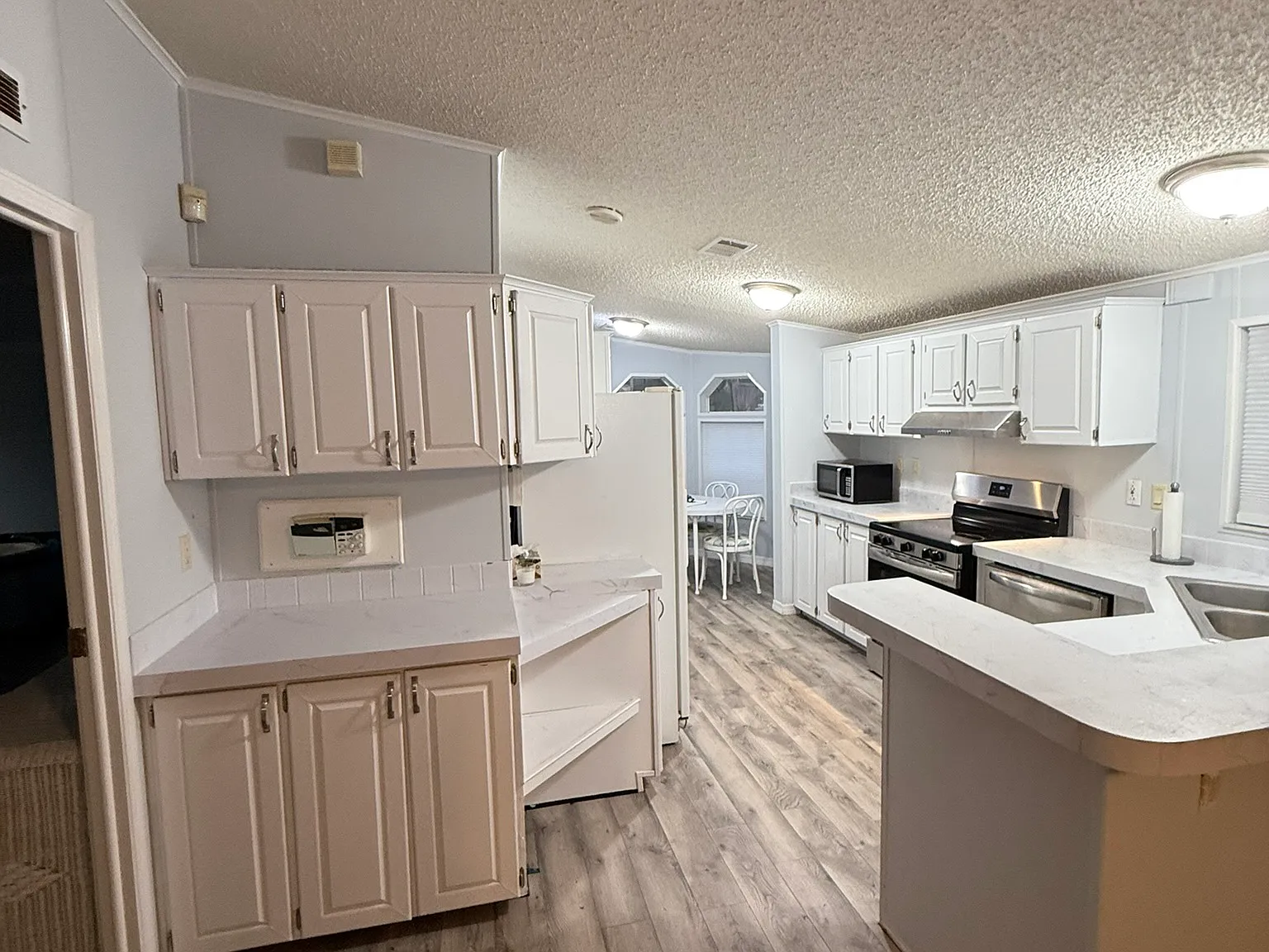 7157 W Grant St — Photo 4