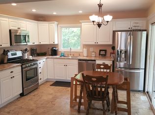 108 Riverside Dr, Rochester, NY 14623