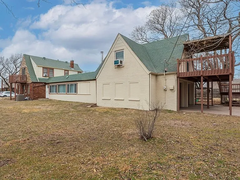 804 N Perry Ave #B — Photo 11