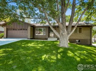 2290 S Zang Ct, Lakewood, CO 80228