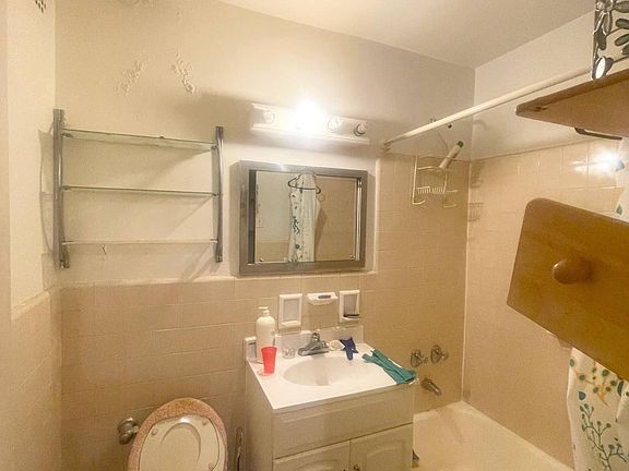 5th image of 3201 Grand Concourse APT 6G