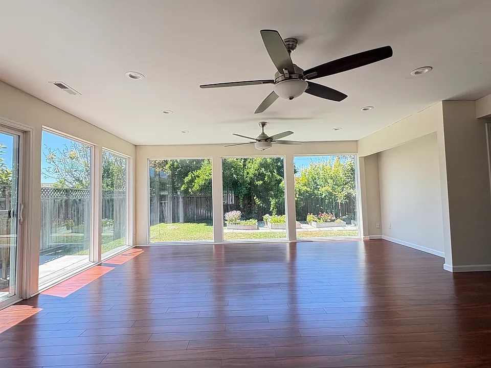 36184 Adobe Dr