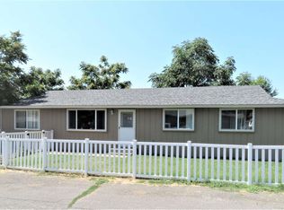 1018 Princeville St, Grandview, WA
