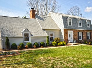 7955 Cooks Ct, Warrenton, VA 20186