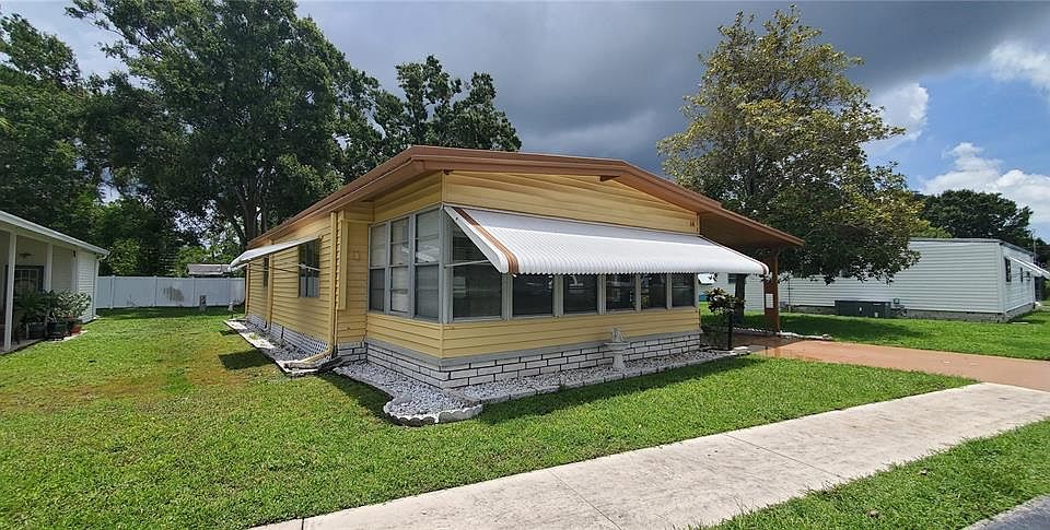 1st image of 6100 62ND AVENUE N #14