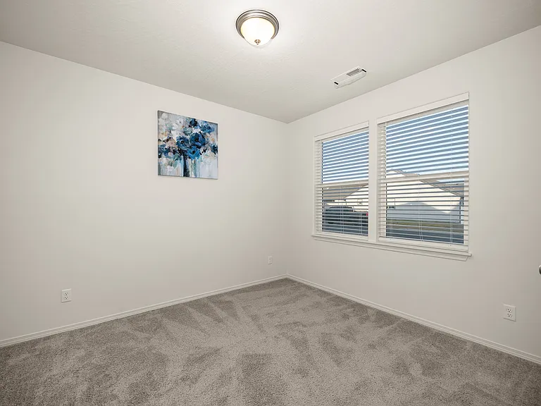 824 S Bulldog St — Photo 26