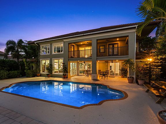 3rd image of 2362 NW BAY COLONY Court