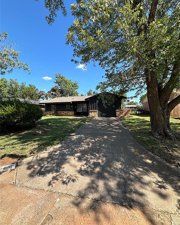 1st image of 808 Hedge Dr