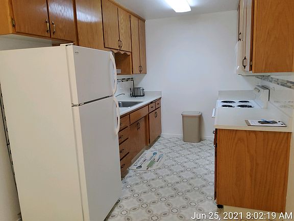 2nd image of 305 Woodcrest Way #2