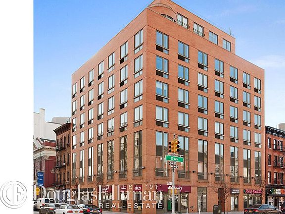 4th image of 2132 2nd Ave APT 2A