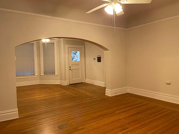 3rd image of 2706 H St APT A